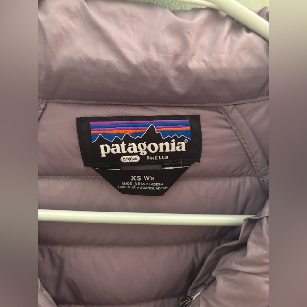 NWOT.Host pick⭐️Patagonia Women's Down Concrete Purple Puffer Jacket - Picture 5 of 9